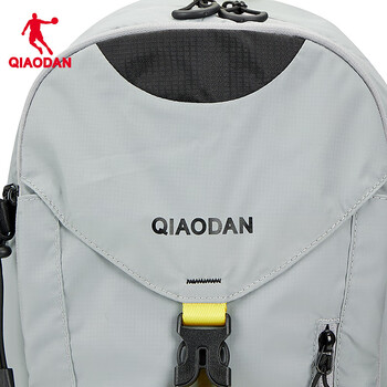 乔丹户外双肩包男女轻便徒步背包运动旅行登山包书包