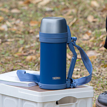 膳魔师（THERMOS）保温壶304钢1.4L大容量家用户外水壶热水瓶暖水壶TCDH-1406-NVY
