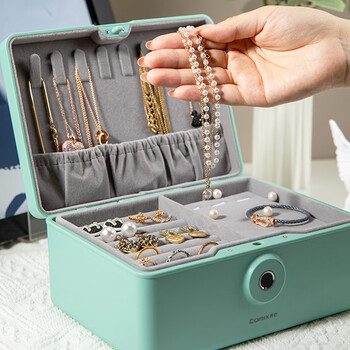 齐心（COMIX）首饰盒收纳盒高档精致耳环项链戒指储物盒带锁双层黄金指纹首饰盒 DS-823 浅绿色
