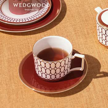 Wedgwood威基伍德金粉年华鎏金红杯碟组