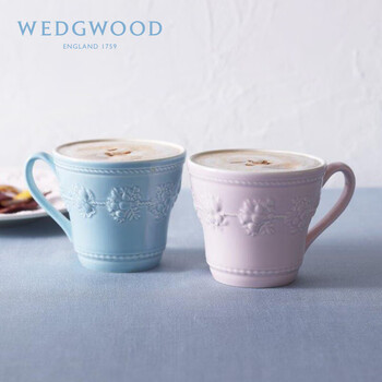 Wedgwood威基伍德 欢愉假日粉色俏皮女朋友马克杯