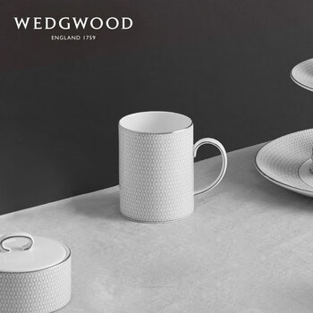 Wedgwood威基伍德金色&白金几何马克杯对杯套盒