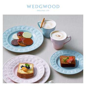 Wedgwood威基伍德 欢愉假日粉色俏皮女朋友马克杯