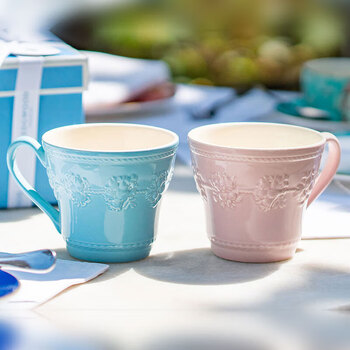 Wedgwood欢愉假日情侣马克对杯