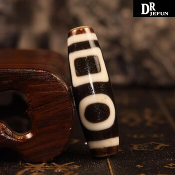 チベットジービーズ 西藏天珠　至純天珠 　風化馬蹄紋 朱砂入り　双虎牙天珠 チベットジービーズ 西藏天珠 至純天珠 風化馬蹄紋 朱砂入り 双虎牙天