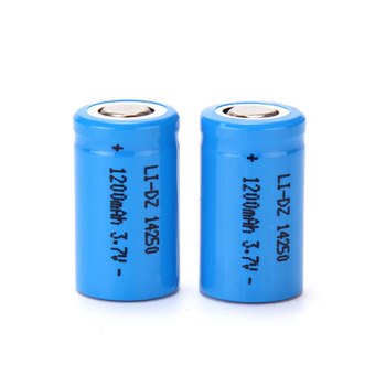  熙久阳 锂电池大容量激光灯瞄准器平头红绿外线3.7V充电电池3个14250尖头送充电器