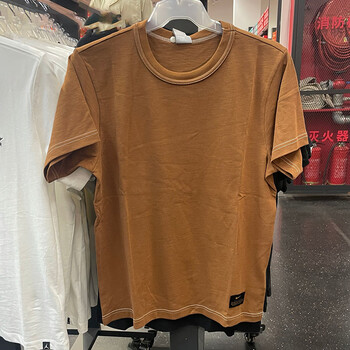 さらに！値下げ！NEWJEANS ウサギ Tシャツ Nike ナイキ ニューヨーク・ヤンキース 半袖 Tシャツ ワードマーク
