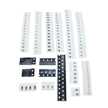 正鑫远 贴片元件焊接练习板 流水灯套件 技能训练 电子DIY实训制作散件（10个）