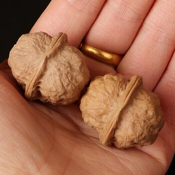 文玩堂：胡桃（鳳羽正四棱）特卖 四棱铁核桃价格报价行情- 京东