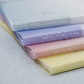 国誉(KOKUYO)A4文件夹淡彩曲奇·晴空·学生资料册收纳夹收纳册 初晴黄紫40袋内页 1个 WSG-CBV40YV