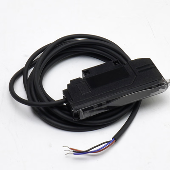 凯元达 颜色识别光纤放大器FC71色标光电传感器纠偏标签定位替代E3NX-CA1单独颜色放大器 凯元达 颜色识别光纤放大器FC71色标光电传感器纠偏标签定位替代E3NX-CA1单独颜色放大器