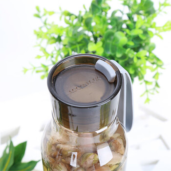 乐扣乐扣户外运动水杯户外便携塑料水壶男女学生杯子550ML紫色