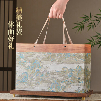 成西湖新茶明前龙井茶叶250g绿茶嫩芽高端礼盒头采春茶送长辈领导