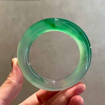 翡翠夢幻飘花翡翠バングル 楽天市場】ミャンマー産 翡翠 ヒスイ バングル ブレスレット