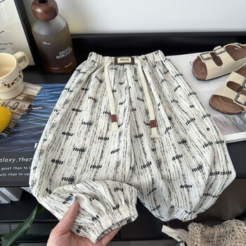 【MiuMiu】ストレートレッグパンツ Vibrant M.i.U】ハイウエストレザースキニーパンツ｜海外セレブ