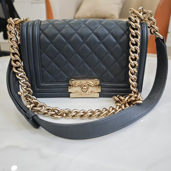 【25A最新作♪】CHANEL カーフスキン クラシック ミニバッグ クラシックミニ CHANEL(シャネル) バッグ・カバン(レディース