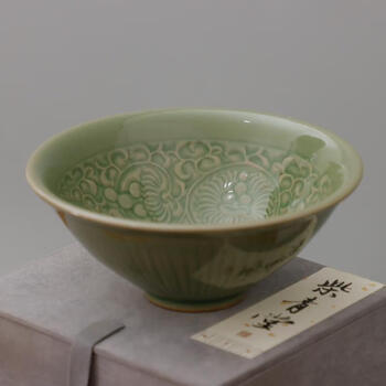 中国宋代青瓷盖碗，茶器。 中国宋代青瓷盖碗，茶器。 工芸品