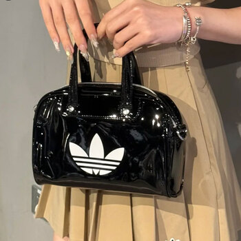 新品レディースS⭐️adidas トラックジャケット 刺繍ロゴ ネイビー×濃黄 adidas单肩运动包新款- adidas单肩运动包2021年新款- 京东