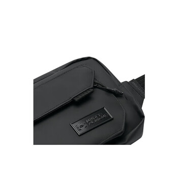 安德玛（Under Armour）秋冬Triumph男女情侣运动休闲斜挎包1384665 黑色001 均码