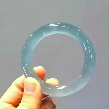 翡翠飘花手镯价格报价行情- 京东