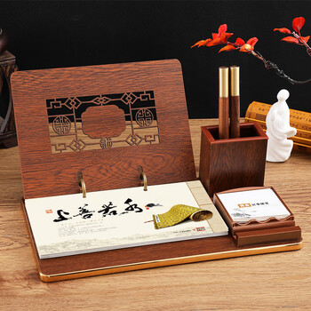 朗捷台历2026年马年周历多功能笔筒台座中国风仿木质日历办公桌面摆件桌历月历