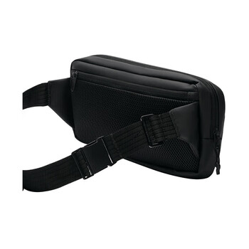 安德玛（Under Armour）秋冬Triumph男女情侣运动休闲斜挎包1384665 黑色001 均码