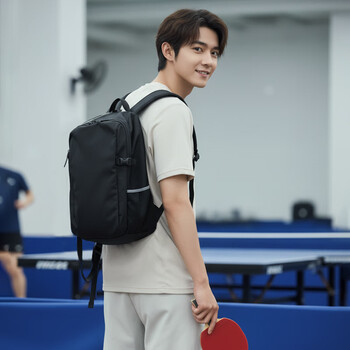 京东京造 小黑包PLUS22L 男女运动双肩包旅行通勤背包学生书包 黑色 京东京造 小黑包PLUS22L 男女运动双肩包旅行通勤背包学生书包 黑色