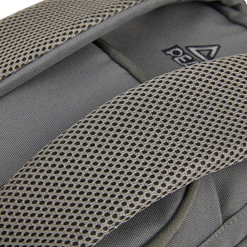 匹克双肩包男休闲户外骑行背包徒步背包登山包运动双肩背包DB143020