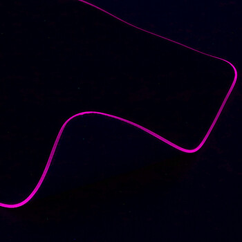 灵蛇(LINGSHE)发光游戏鼠标垫900*400*4mm 超大幻彩电脑桌垫 多种灯效随心切换 P97黑色 礼盒装 灵蛇(LINGSHE)发光游戏鼠标垫900*400*4mm 超大幻彩电脑桌垫 多种灯效随心切换 P97黑色 礼盒装