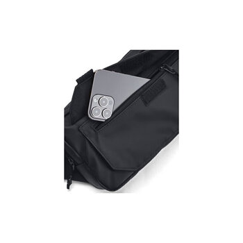 安德玛（Under Armour）秋冬Triumph男女情侣运动休闲斜挎包1384665 黑色001 均码