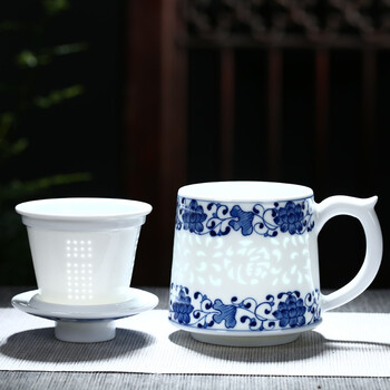 青花 玲瓏盃 茶盃 飲杯 景徳鎮 青花玲瓏 35ml – 遊茶オンラインショップ