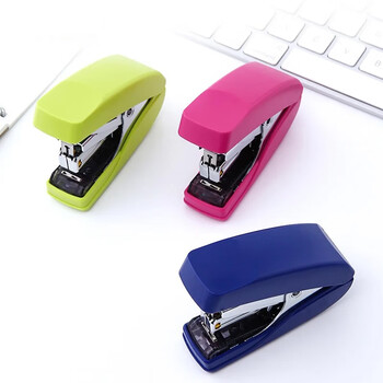 国誉(KOKUYO)进口便携式订书机学生便携式强力平针订书机可装订32张纸 蓝色 SL-MF55-02B