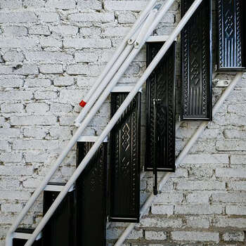 小米石家用室内外多功能折叠楼梯平台工业车间loft阁楼贴墙隐形碳钢