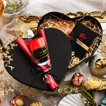 七夕礼盒空盒爱心 礼品盒心形大号女生生日礼物包装盒空盒小号爱心520