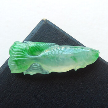 冰种飘绿翡翠鱼 1.17g  泰祥发珠宝