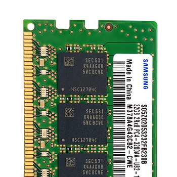 三星 SAMSUNG 台式机内存条 32G DDR4 3200频率