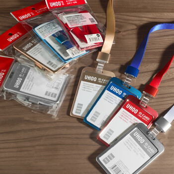 优和（UHOO）工作牌工牌铝合金双面证件卡套 竖式 1个卡套+1根挂绳 员工金属胸牌厂牌工作证 深蓝 6002