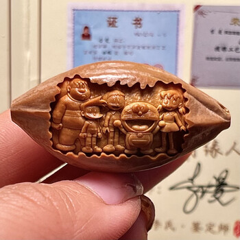☆天然☆ 伝統的な文玩（陰唇）の逸品、橄榄核雕刻の手球ペア 62mm 橄榄核雕刻核雕价格报价行情- 京东