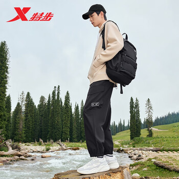 特步小巢背包双肩包大容量旅行防水登山出行初高中学生书包户外轻便