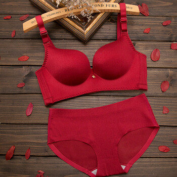 无钢圈文胸套装 本命年新娘红色聚拢四排扣v型胸罩内衣女 酒红色 70a