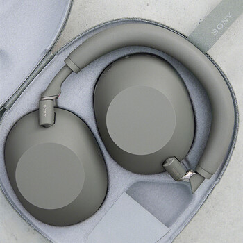 索尼(SONY)【新色上市】新一代WH-1000XM6头戴式无线降噪耳机 橄榄绿 AI蓝牙智能降噪新品开学必备 适用苹果 索尼(SONY)【新色上市】新一代WH-1000XM6头戴式无线降噪耳机 橄榄绿 AI蓝牙智能降噪新品开学必备 适用苹果