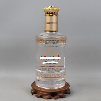 诗酒醉年华一言酒鼎拍卖专场