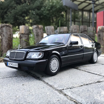 *跃纪生1:18 1990年 奔驰s600 w140 虎头奔 s450l 汽车模型合金车模*