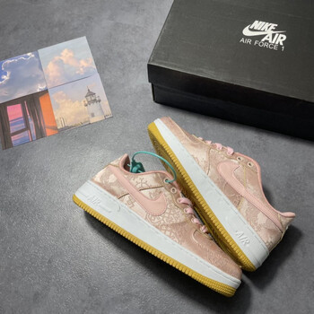 莆田纯原af1空军一号白丝绸陈冠希联名粉丝绸可撕可刮男女休闲板鞋 粉