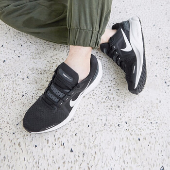 耐克（NIKE）男鞋2024秋季新款AIR ZOOM VOMERO 16跑步鞋休闲运动气垫鞋DA7245 DA7245-001 断码 44