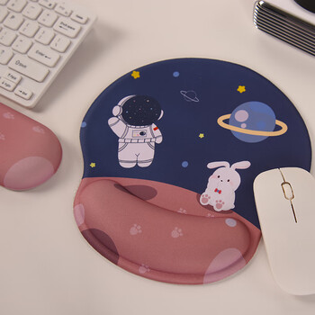 灵蛇(LINGSHE)键盘托鼠标垫护腕套装 笔记本电脑办公硅胶手腕垫枕手托硅胶腕托键盘垫 H89 宇航员 灵蛇(LINGSHE)键盘托鼠标垫护腕套装 笔记本电脑办公硅胶手腕垫枕手托硅胶腕托键盘垫 H89 宇航员