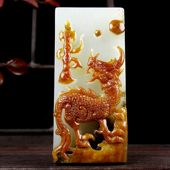 玉雕名家杜向乐工作室作品【麒麟祥瑞】和田玉麒麟玉牌 59.