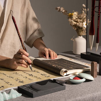 張小鳳文房四宝套装高档毛笔套装笔墨纸砚套装砚台镇尺印章书法礼物书法套装新年礼盒