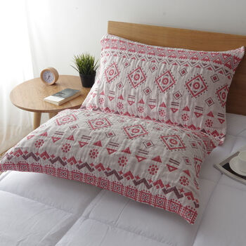 对北欧式盖巾男女情侣学生单人枕头 波西米亚粉色 枕巾52*75cm一对装