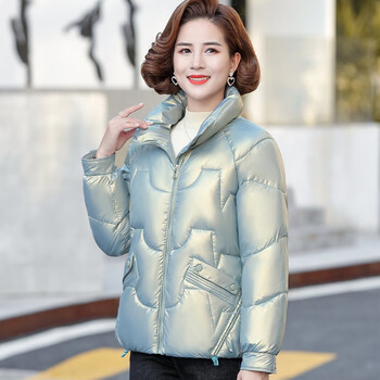 羽绒服女中年人40-50岁加厚洋气冬装外套40岁50人羽绒短款秋冬 红色 s